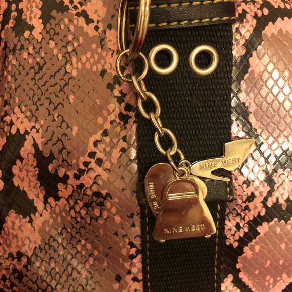 Holiday price drop SALE Nine West Pink Snakeskin Duffel Handbag - Picture 2 of 8